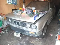 ПРОДАЮПОЛНОСТЮ авто  БМВ Е30 НА РАЗБОРКУ, фотография 6