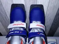 Зимний спорт! Лыжные ботинки!