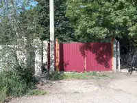 Продается 3-х комнатная квартира в доме на два хозяина
