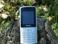 Philips Xenium X130 оригинал,2-сим,комплект., фотография 2