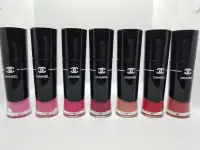 Интенсивный глянцевый блеск для губ Chanel Rouge In Love