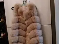 Меховые жилеты