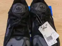Кроссовки adidas yung-1 black, фотография 2