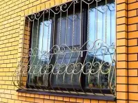 Решетки на окна кованые, фотография 3