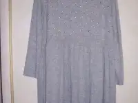 Продам праздничное платье.