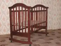 кроватка детская б\у.