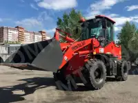 фронтальный погрузчик frontal 200 красный