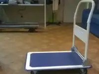 Тележка для склада со складной ручкой