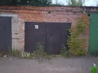 Сдам кирпичный гараж в ГСК Автоград. Железные ворота, есть электричество, ямы нет. Крыша не течет. Снег зимой чистят. Эл