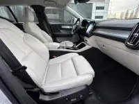 Volvo XC40 2020 год, фотография 12