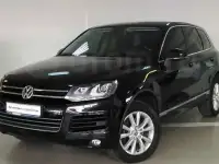 Продам Volkswagen Touareg, 2012 год