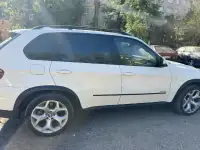 Продам BMW X5 2010 год, 3.0306 л.с бензин. Поколение II E70 Рестайлинг.