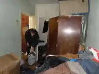 Сбор мусора в мешки Вынос вывоз мусора, фотография 2