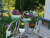 Велосипед клумба , арки перголы , изделия из металла
