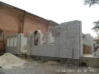 Каменщик кладка кирпича, фотография 2