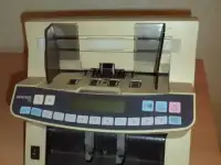 Счетчик банкнот Magner 75 UD