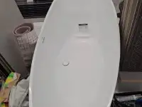 Ванна акриловая