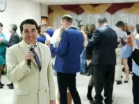 Тамада, ди-джей, певец