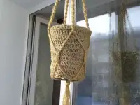 Вязаные изделия .Макраме ,кашпо ,коврики,манишки., фотография 3