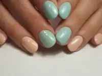 Маникюр педикюр