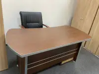 Стол офисный