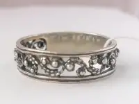 Серебряное кольцо 