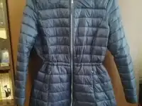 Продам пальто женское демисезонное
