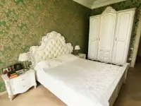 Профессиональный сборщик мебели, любой сложности.