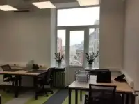 Рабочее место в офисе с окном за 7 500 первые 3 месяца. БЦ Уланский., фотография 2