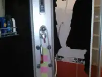 Стекла Замена стекол на душевых кабинах. Уфа