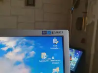 Монитор Samsung SyncMaster 2243NW 22, фотография 4