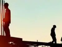 Требуются рабочие всех строительных специальностей.