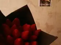 Клубничный букет, фотография 4