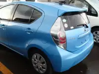 Toyota Aqua S гибридный хетчбек супер экономичный, фотография 11