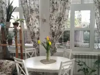 Отдых в Крыму. Трехкомнатный номер с беседкой в Симеизе.