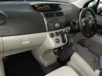 Daihatsu Boon Luminas 7-ми местный минивен, фотография 2
