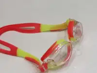 Очки для плавания