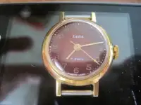 1970-е  Женские Часы Заря на камнях механика Zarya Бордовый циферблат Корпус желтый, фотография 3