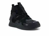 Женские зимние ботинки lacoste run breaker gtx
