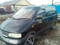 Микроавтобус Nissan Micra, фотография 2