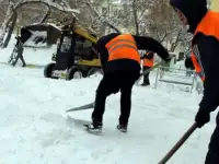 Уборка снега, фотография 3