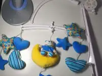 Карусель на кроватку