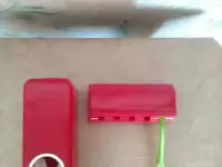 дозатор для пасты с держателем для зубных щеток