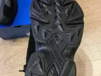 Кроссовки adidas yung-1 black, фотография 4
