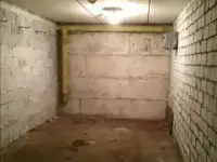 Продам капитальный кирпичный гараж, ул. Пархоменко 171/1