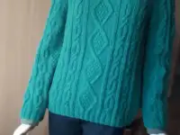 Свитер женский  шерстяой вязаный, фотография 2