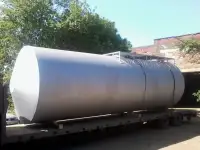 Резервуары РГС стальные горизонтальные цилиндрические предназначены для хранения светлых и темных нефтепродуктов с плотн
