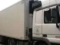 Продается сцепка:седельный тягач Mercedes-Benz Actros 1841LS+полуприцеп-рефрижератор SCHMTZ 
