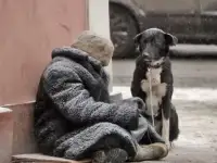 Примем в дар теплые мужские вещи,обувь, продукты