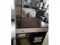 Стильный туалетный столик новый
